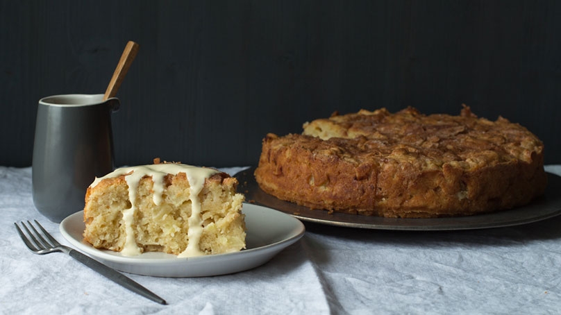 Best Irish Apple Cake Recipe - How To Make Irish Apple Cake