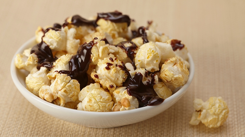 Hot Cocoa Popcorn | Must-Have Holiday Recipes | Food Lion