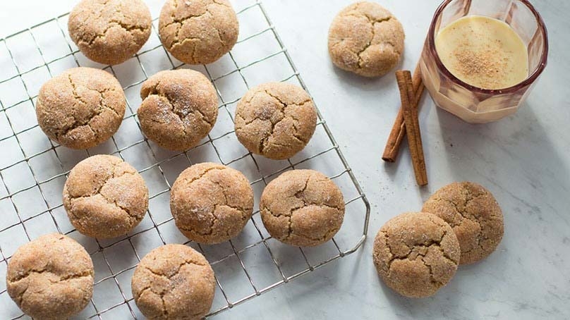 eggnog snickerdoodle cookies